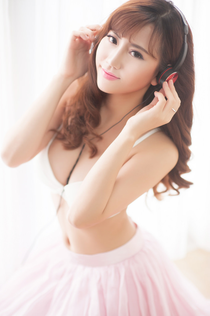 乌克兰极品白嫩18hd